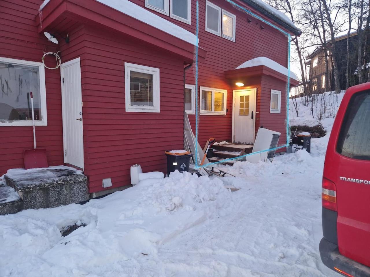Semi-Detached House Downtown Apartment Tromso Luaran gambar